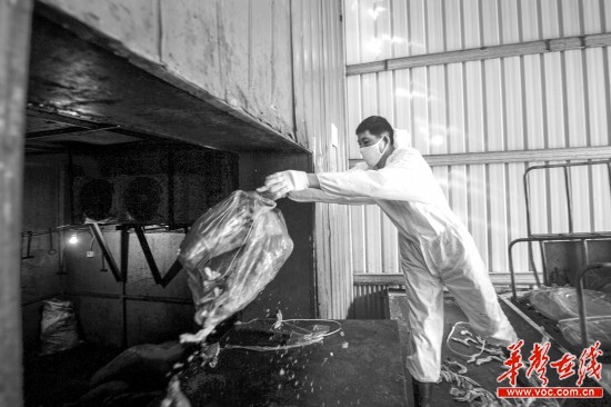 长沙县180吨来源不明冷冻肉被销毁