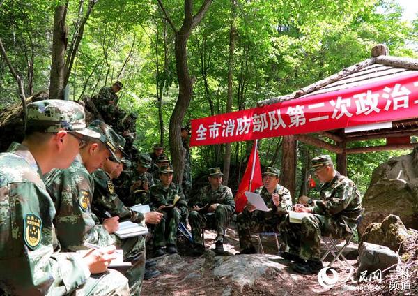 重走抗联路，做合格党员。