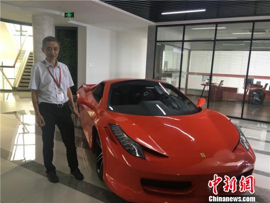 图为宁波达尔轴承有限公司内景。　李佳赟　摄