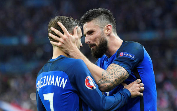 欧洲杯进球大战!法国5-2冰岛,没熬夜看球悔死了