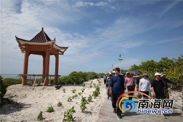 中国作家“文学三沙行”活动结束 将文学带进三沙