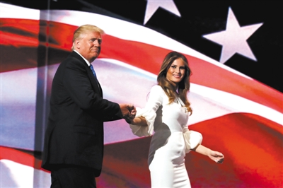 当地时间7月18日，美国俄亥俄州克利夫兰，共和党全国代表大会举行，特朗普与妻子梅拉尼娅出席。 本版图片/视觉中国