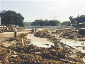 野蛮施工挖爆水管致水压急降