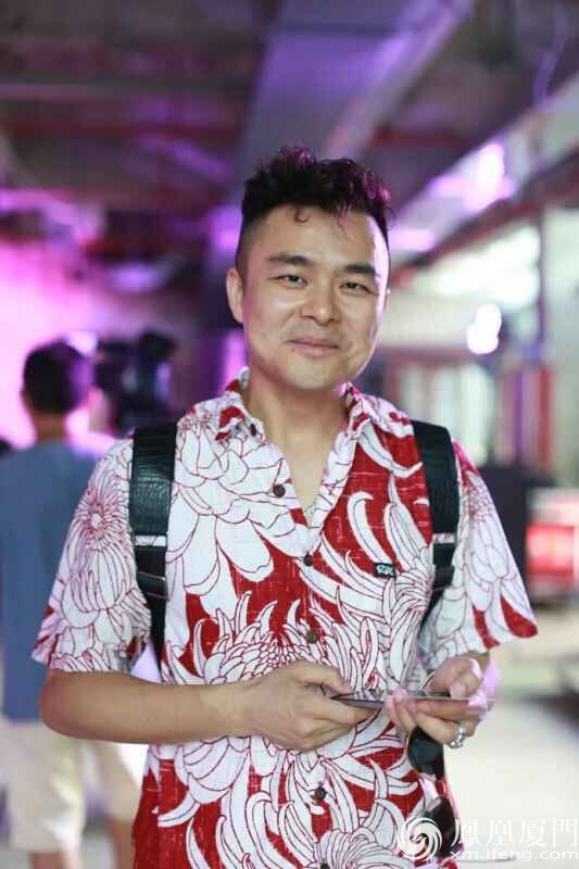 厦门胡桃里中航紫金广场店开荒音乐会