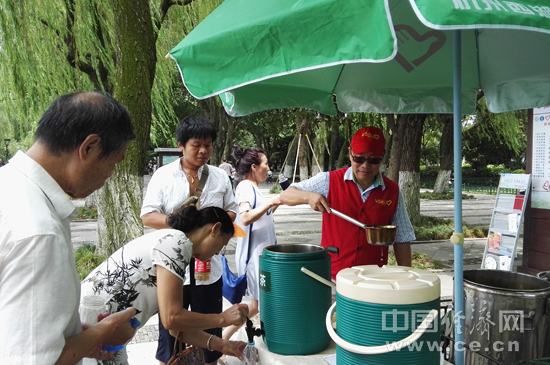 迎接G20:志愿者的微笑是杭州最好的名片