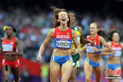 资料图：伦敦奥运会女子800米决赛，俄罗斯名将萨维诺娃以1分56秒19夺冠，南非选手塞门娅摘得银牌。图片来源：Osport全体育图片社