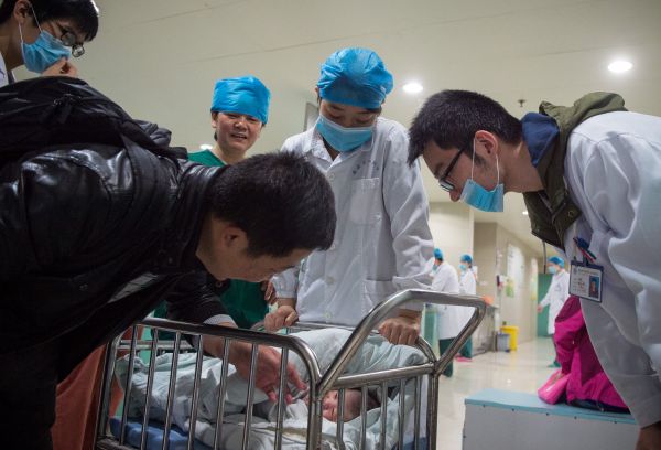 英媒：二孩政策将使中国未来5年增加1500万新生儿