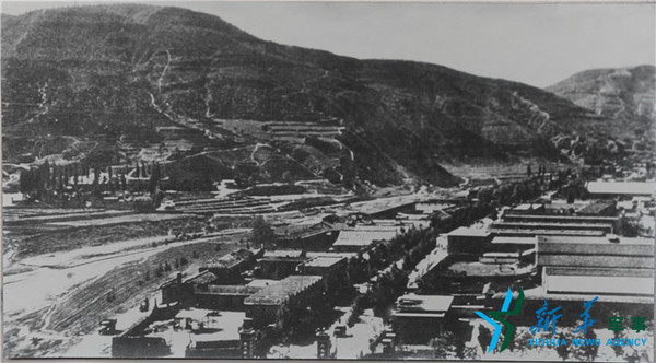 1935年10月19日,中央红军到达吴起镇,结束了长征。在攻打吴起镇的战斗中,红10团(陆军第38集团军某团前身)团长黄珍牺牲。图为吴起镇。