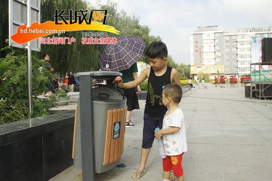 创建文明县城 魏县青少年开展爱心文明接力比