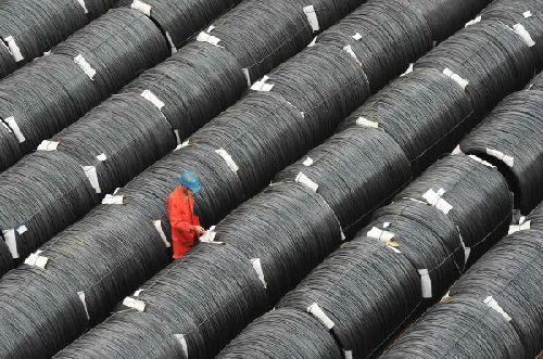 日媒：中国政府大力削减产能 钢材价格现反弹