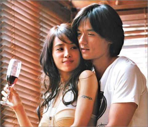 惊喜!舒淇冯德伦结婚 两人情史起底 阳光少年胜艳星_收藏资讯_华夏收藏网