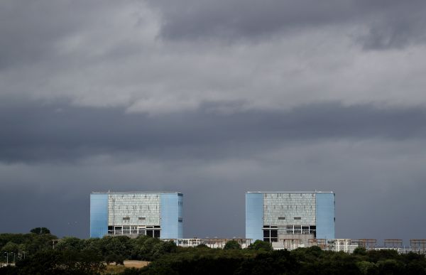 外媒:英首相批准欣克利角核电项目 对华外交紧张终结