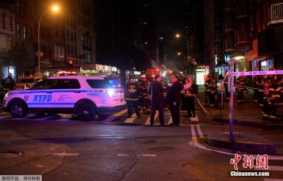 纽约 曼哈顿爆炸 26人伤:震耳欲聋 数百人紧急逃