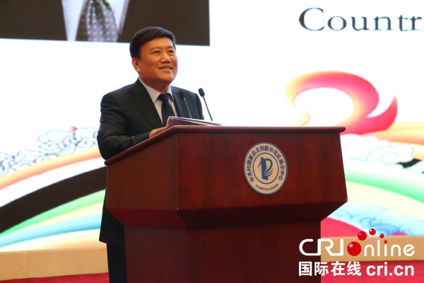 凤凰地球猜成语_看图猜成语(2)