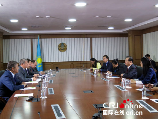 王锦珍副会长会见哈萨克斯坦阿斯塔纳世博会国家公司总裁叶西莫夫