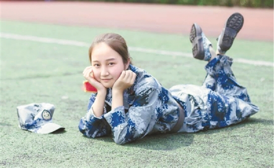 踢馆女孩,杭州电子科技大学 颜婉莹