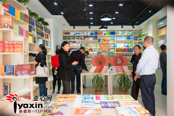 喀什市丝路驿站书吧10月9日起开门迎客