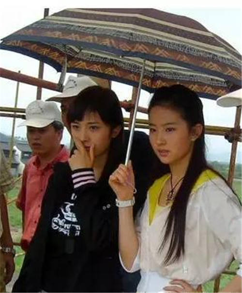 明星片场照揭露明星私下真实关系!陈坤曾看不