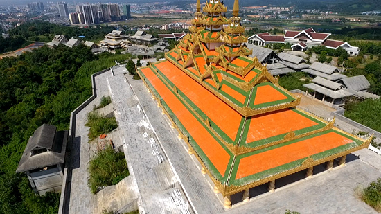 人民网记者航拍美丽的瑞丽【点击观看】