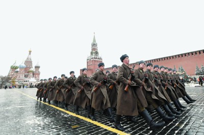 莫斯科纪念红场阅兵75周年