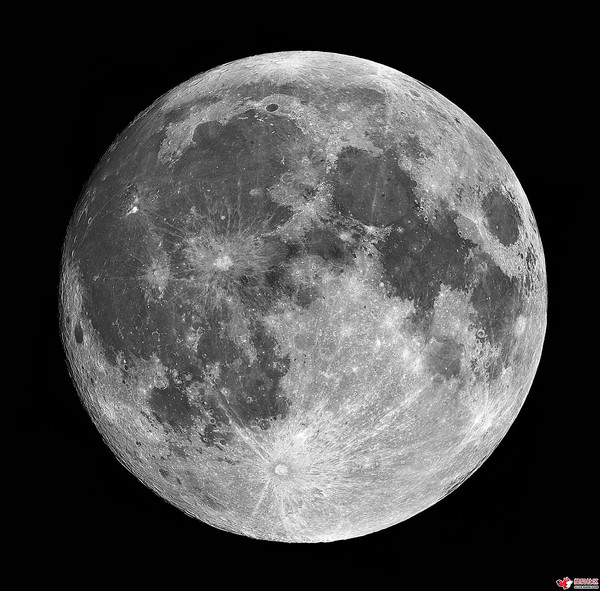 指南 今晚去拍超级月亮吧!错过要等18年哦_凤凰卫视