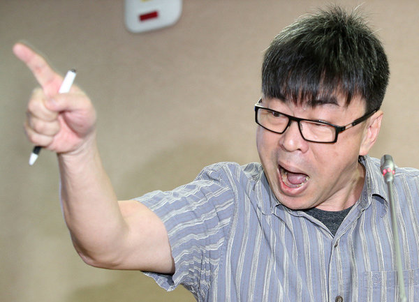 民进党“立委”段宜康。报系资料照片 图片来源：台湾《联合报》