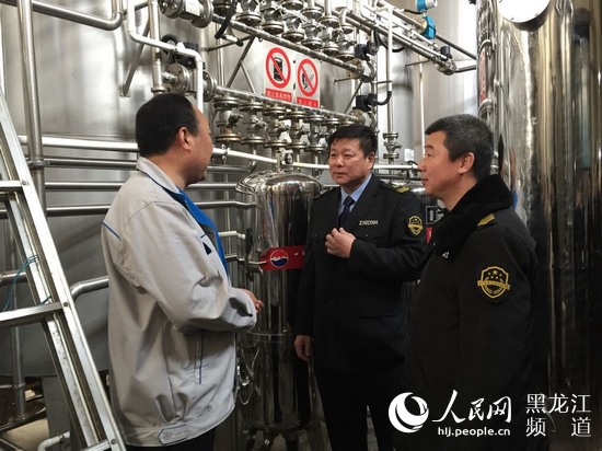 齐齐哈尔市食品药品监督管理局副局长朱宪武带队检查。