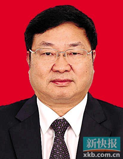 新一届广州市政府领导班子亮相 温国辉任市长