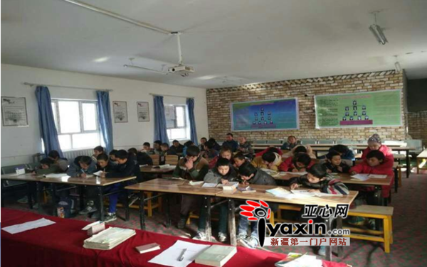 巴楚县红领巾小课堂。
