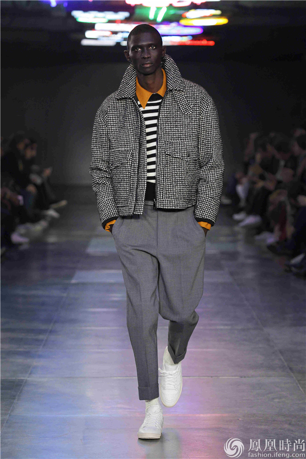 明骚的色彩配格子元素 AMI最新系列在巴黎发布