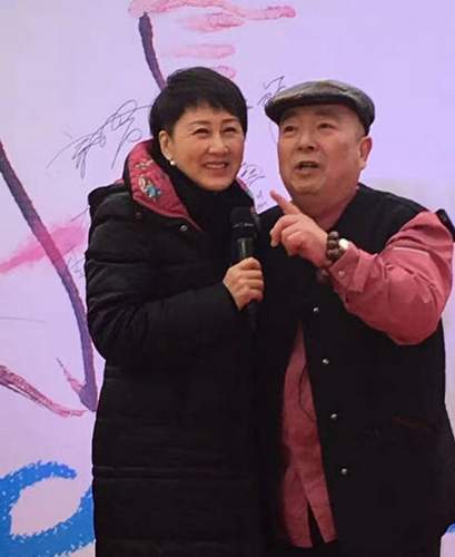 童年回忆!董浩叔叔合影金龟子鞠萍姐姐