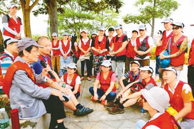 深圳义工书写最美城市名片(文化名片)