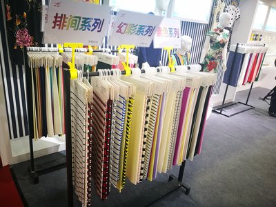幻彩丝展示