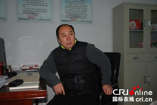 曹庄村第一书记葛占伟