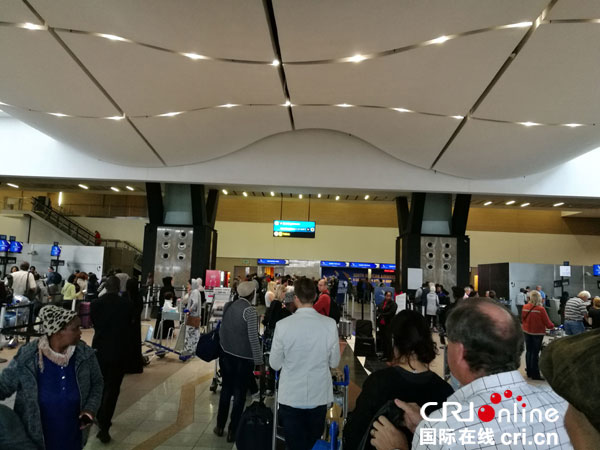 南非航空客舱服务人员罢工 南非国内多个航班
