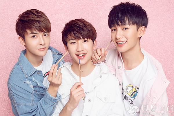 十二星宿风之少年刘淼麟freestyle惊艳全场 半熟少年霸气开撩_凤凰时尚