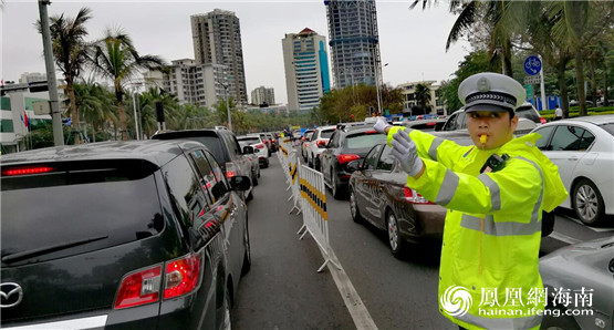 海口公安交警圆满完成2018年春节交通安保工作