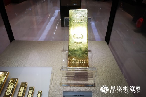 中国名片亮相沈阳 人民币发行70周年纪念展4月