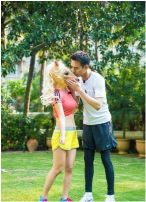 王凯献出综艺初吻 揭袁姗姗被黑真正原因|王凯