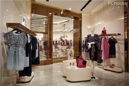 以玫瑰为概念 时尚浪漫服装店设计_凤凰河南