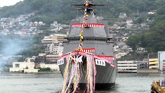 日本新通用驱逐舰“朝日”号下水 针对中国潜艇