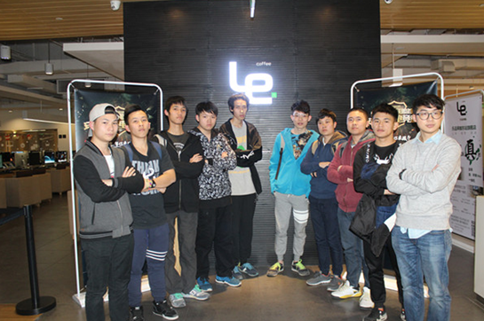 2016SNL英雄联盟安德斯特电竞椅杯广州站谢