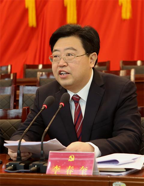 巫山县委书记李春奎:逐步走出绿色发展路径