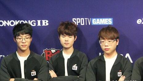 Pawn用8个英雄赢13场 LCK中单英雄池第一