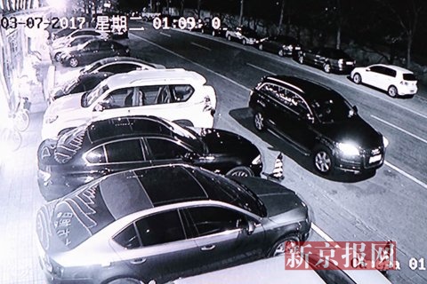 北京涉毒嫌犯撞飞警察：被三辆警车包抄9秒后逃跑