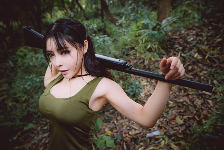 CF手游一姐入江闪闪 美女游戏解说