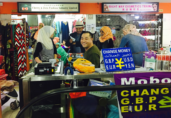 卢旺达大屠杀幸存者在广州:想回家帮中国人拿大单