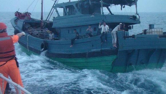 抓扣大陆渔船开枪伤害大陆渔民 台当局将为此付出代价