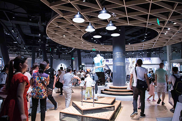 ADIDAS城市旗舰店霸占整个老城根G park等你来