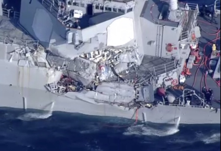 美宙斯盾舰在日本近海撞菲律宾商船 7名士兵失踪